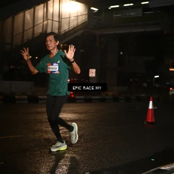 Runner Photo 7720260