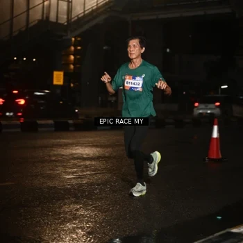 Runner Photo 7720269