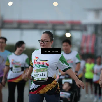 Runner Photo 7720270