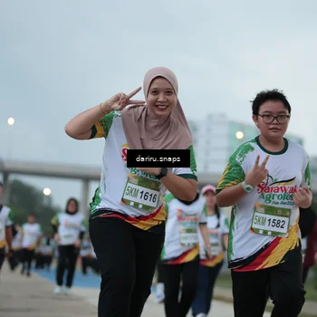 Runner Photo 7720279