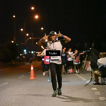 Runner Photo 7720280