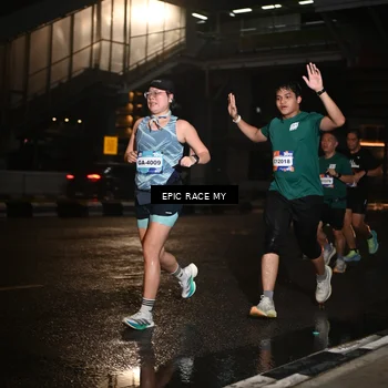 Runner Photo 7720282