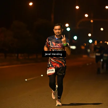 Runner Photo 7720291