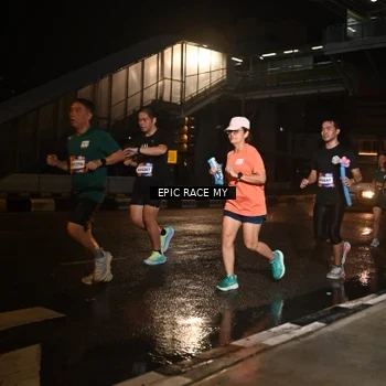 Runner Photo 7720299