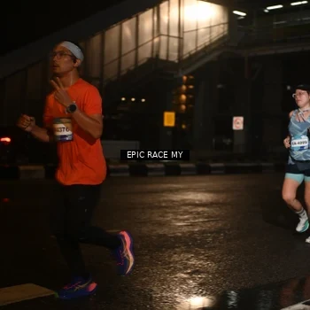 Runner Photo 7720305