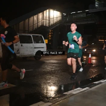 Runner Photo 7720316