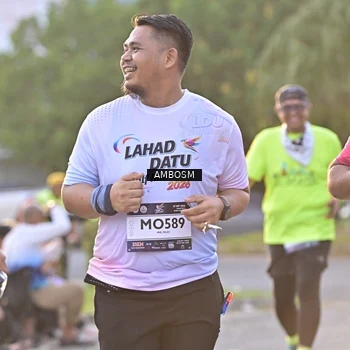 Runner Photo 7720317