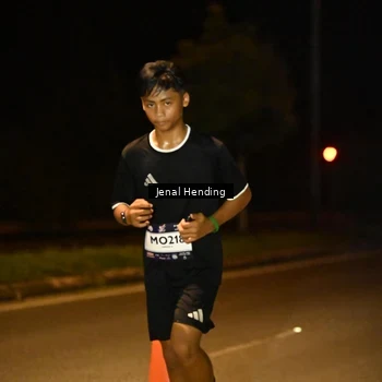 Runner Photo 7720319