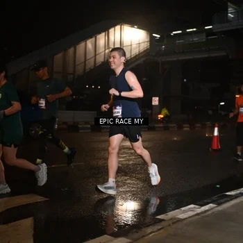 Runner Photo 7720331