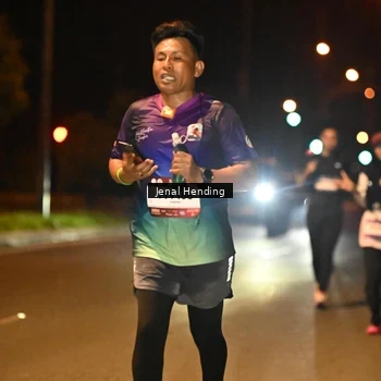 Runner Photo 7720333