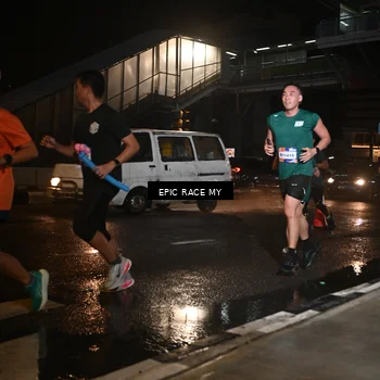 Runner Photo 7720345