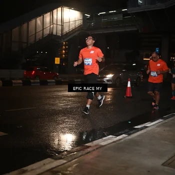 Runner Photo 7720350