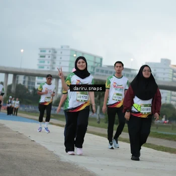 Runner Photo 7720356