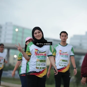 Runner Photo 7720358