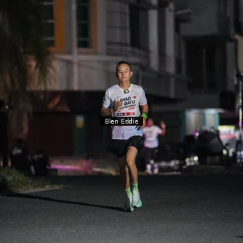 Runner Photo 7720364