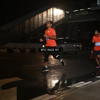 Runner Photo 7720366
