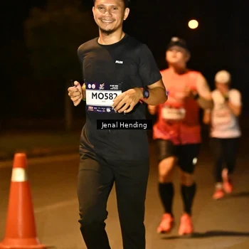 Runner Photo 7720370