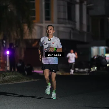 Runner Photo 7720395