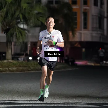 Runner Photo 7720399