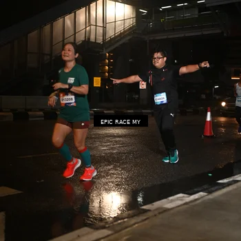 Runner Photo 7720400