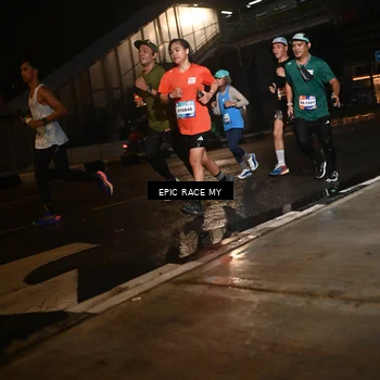 Runner Photo 7720413