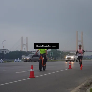 Runner Photo 7720437
