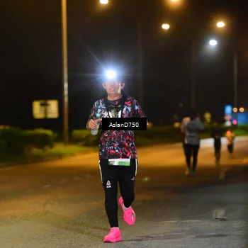 Runner Photo 7720440