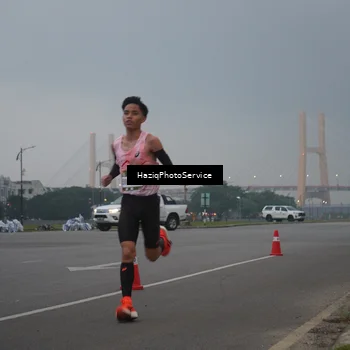 Runner Photo 7720446