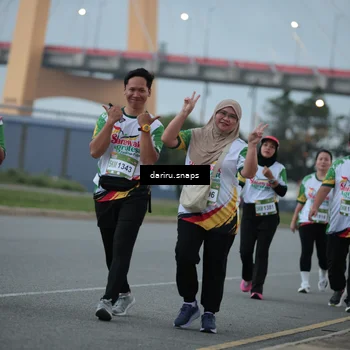 Runner Photo 7720491