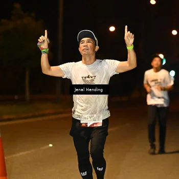 Runner Photo 7720529