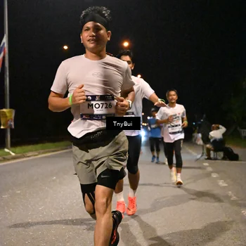 Runner Photo 7720533