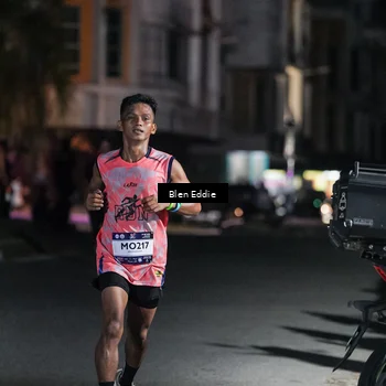 Runner Photo 7720544