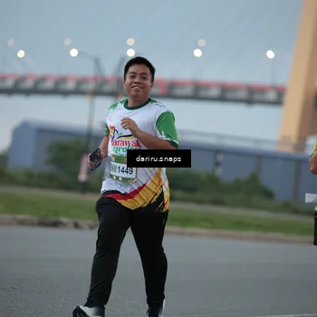 Runner Photo 7720550