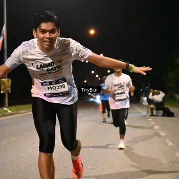 Runner Photo 7720567