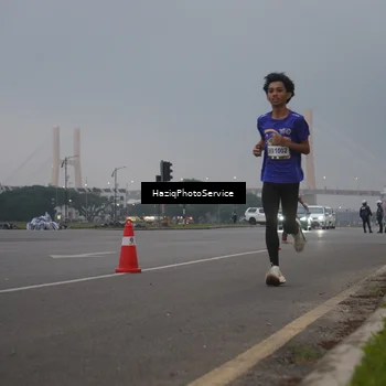 Runner Photo 7720586