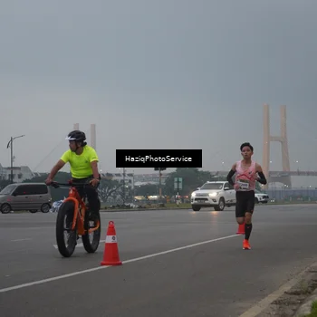 Runner Photo 7720587