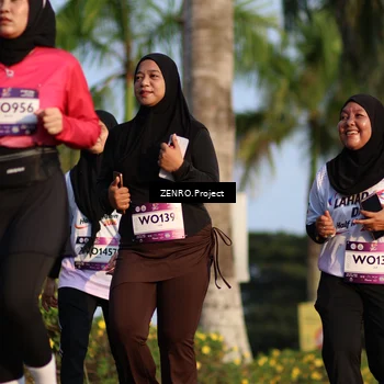 Runner Photo 7720600