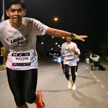 Runner Photo 7720612