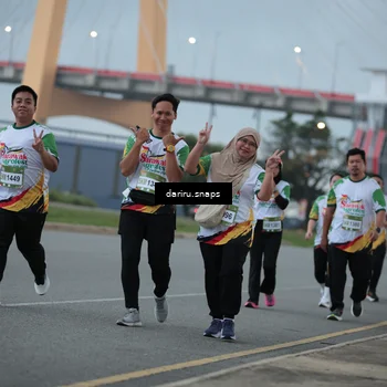 Runner Photo 7720633