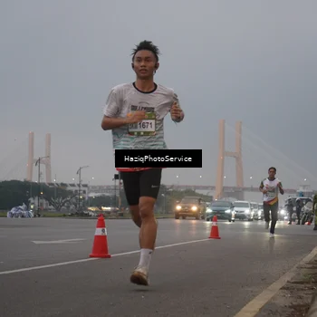 Runner Photo 7720641