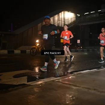 Runner Photo 7720642