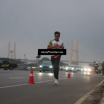 Runner Photo 7720654