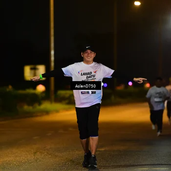 Runner Photo 7720657