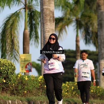 Runner Photo 7720682