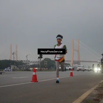 Runner Photo 7720683
