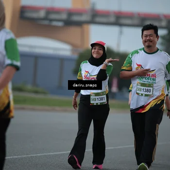 Runner Photo 7720686