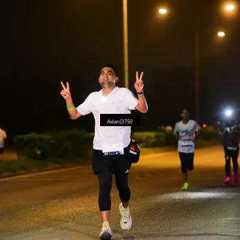 Runner Photo 7720688