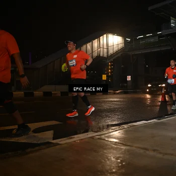 Runner Photo 7720700