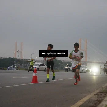 Runner Photo 7720701