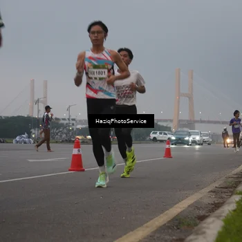 Runner Photo 7720708